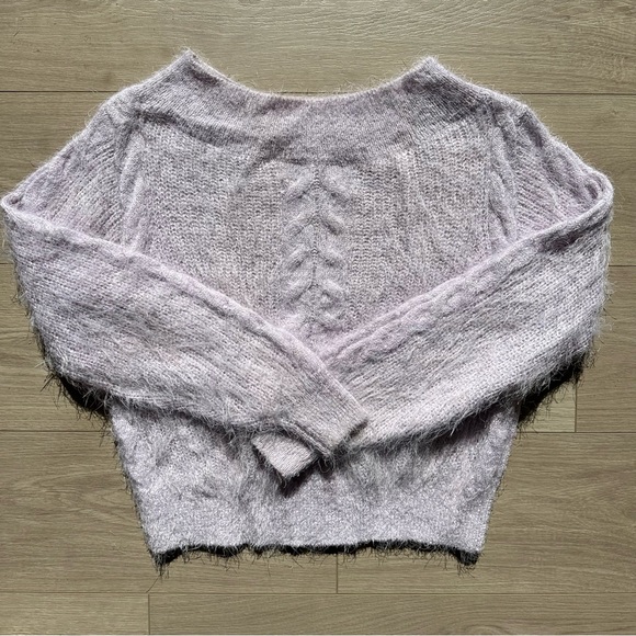 Amuse Society Miraflores Off the Shoulder Sweater in Lilac - Picture 5 of 7